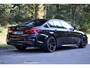 BMW 5-Serie M550i xDrive Executive M-Sport | Merino leder | 20" | Driving Assistent Plus | Comfort stoel met geheugen | Real-Time Traffic information | Zonnerolgordijnen achter | Stoelverwarming voor en achter | Etc.