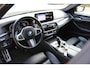 BMW 5-Serie Touring 540i xDrive Touring M Sportpakket, Panoramadak, M leerstuurwiel, 4-zone, DAB, Grootlicht assistent, BMW Live Cockpit Professional, Adaptieve LED-koplamp, ect.