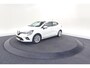 Renault Clio TCe 130 EDC Intens | Rondom Camera | Apple Carplay | Parkeersensoren | Climate Control