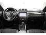 Suzuki Vitara 1.5 Hybrid Style | Schuif\ Kanteldak | Alcantara Bekleding | Parkeersensoren Rondom | Grootscherm Navigatie |