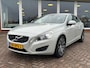 Volvo S60 1.6 T4 AUT. Momentum - Origineel NL - NAP - Leder - Clima - Trekhaak