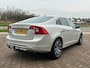 Volvo S60 1.6 T4 AUT. Momentum - Origineel NL - NAP - Leder - Clima - Trekhaak