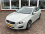 Volvo S60 1.6 T4 AUT. Momentum - Origineel NL - NAP - Leder - Clima - Trekhaak
