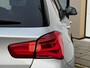 BMW 1-Serie 116d Sport Automaat / Airco / Schuif-Kanteldak / Navigatie / Sport Int / LM Velgen / Trekhaak