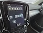 Volvo XC40 T3 Momentum Pro Automaat | Trekhaak | Apple Carplay/Android Auto | Navigatie | Volvo on Call app | Park Assist V+A | Parkeercamera |