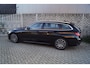 BMW 3-Serie Touring 318i High Executive Edition M Sport Autom Panodak Leder Sportst Stoelverw Clima Cruise 2x PDC LMV Trekh ENZ NL