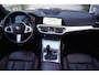 BMW 3-Serie Touring 318i High Executive Edition M Sport Autom Panodak Leder Sportst Stoelverw Clima Cruise 2x PDC LMV Trekh ENZ NL