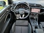 Audi Q3 35 TFSI Automaat S-Line Black edition 150 PK / Audi Virtual Cockpit / 20" Velgen / Apple CarPlay / Trekhaak Zwenkbaar / Camera / Sport Int / 1e Eigenaar!