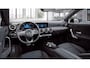 Mercedes-Benz A-klasse 250 Premium | AMG | Night | Panoramadak | Stoelverwarming | Keyless | Achteruitrijcamera |