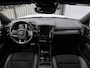 Volvo XC40 Plug-in Hybrid T5 R-Design | Adaptive cruise control | Harman Kardon audio | Stoel- en stuurverwarming | Elektrische stoelverstelling | Achteruitrijcamera | Voorruitverwarming | Parkeersensoren voor + achter | Dode hoek detectie BLIS |