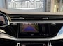 Audi Q8 55 TFSI e Quattro Pro Line 2x S Line Luchtvering -22 inch velgen Sportstoelen RS B&O