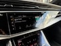 Audi Q8 55 TFSI e Quattro Pro Line 2x S Line Luchtvering -22 inch velgen Sportstoelen RS B&O