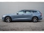 Volvo V60 2.0 B3 Core | Adaptive Cruise | BLIS | Stoelverwarming V/A | Stuurwielverwarming | Google Maps Navi | 17 inch