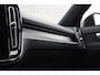 Volvo XC40 Recharge Twin AWD 78 kWh Plus | Warmtepomp | Stoel-/ Stuurverwarming | Camera | DAB | Adaptieve Cruise Control | Carplay |