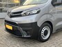 Toyota ProAce Worker 1.5 BlueHDI Marge BTW en BPM vrij!! Airco Cruise controle Navigatiesysteem 2-Persoons Parkeerhulp achter Apple carplay 1e eigenaar Euro 6 Bpm en Btw vrij voor particulier gebruik !!