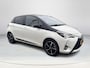 Toyota Yaris 1.5 Hybrid Bi-Tone Plus | 06-10141018 Voor meer informatie
