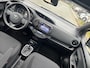 Toyota Yaris 1.5 Hybrid Bi-Tone Plus | 06-10141018 Voor meer informatie