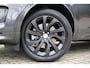 Land Rover Discovery Sport P300e 1.5 R-Dynamic HSE Panoramadak, Memorystoelen, Elektrische trekhaak, Less Drive Pack, Apple Car Play, Android Auto, Achteruitrijcamera, Dodehoekassistent, Luxe audiosysteem Meridian, ACC + Stop/go, Draadloos laden, etc.