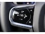 Volvo XC60 T6 Recharge AWD Plus Dark - Panorama/schuifdak - IntelliSafe Assist & Surround - 360º Camera - Harman/Kardon audio - Adaptieve LED koplampen - Verwarmde voorstoelen, stuur & achterbank - Parkeersensoren voor & achter - Elektr. bedienb. voorstoelen met geheugen - Head up display - Draadloze tel. lader - Extra getint glas - 19' LMV