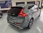 Volvo V40 1.5 T3 Polar+ R-Design Aut. Pano Cam H&K Nap