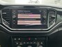 Volkswagen T-Roc 1.5 TSI 150PK Sport Business / Digitaal dashboard / Pano / Navigatie / Camera / Parkeersensoren V+A /  Lichtmetaal 18 inch / **