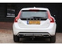 Volvo V60 Cross Country 2.0 D3 Momentum Business Elek-Dak/Navigatie/Parkeersensor