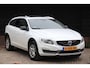 Volvo V60 Cross Country 2.0 D3 Momentum Business Elek-Dak/Navigatie/Parkeersensor