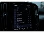 Volvo XC40 B4 Automaat Plus Dark | Trekhaak |Verwarmbare voorstoelen | Verwarmbaar stuurwiel | Verwarmbare voorruit | Premium audio by Harman Kardon |  18 inch Lichtmetalen velgen