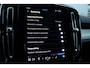 Volvo XC40 B4 Automaat Plus Dark | Trekhaak |Verwarmbare voorstoelen | Verwarmbaar stuurwiel | Verwarmbare voorruit | Premium audio by Harman Kardon |  18 inch Lichtmetalen velgen
