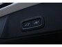 Volvo XC40 B4 Automaat Plus Dark | Trekhaak |Verwarmbare voorstoelen | Verwarmbaar stuurwiel | Verwarmbare voorruit | Premium audio by Harman Kardon |  18 inch Lichtmetalen velgen