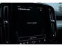 Volvo XC40 B4 Automaat Plus Dark | Trekhaak |Verwarmbare voorstoelen | Verwarmbaar stuurwiel | Verwarmbare voorruit | Premium audio by Harman Kardon |  18 inch Lichtmetalen velgen