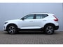 Volvo XC40 B4 Automaat Plus Dark | Verwarmbare voorstoelen | Verwarmbaar stuurwiel | Verwarmbare voorruit | Premium audio by Harman Kardon | Trekhaak | 18 inch Lichtmetalen velgen