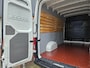 Volkswagen Crafter 35 2.0 TDI L3H3 EL Comfortline Trekhaak! NAP! 140PK! Carplay! Nette Bus! Navigatie!
