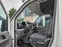 Volkswagen Crafter 35 2.0 TDI L3H3 EL Comfortline Trekhaak! NAP! 140PK! Carplay! Nette Bus! Navigatie!