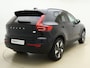 Volvo XC40 Extended Range Plus / Nubuck / Trekhaak / Getint glas / Keyless / Metallic Lak / Stoel + Stuurw. Verwarming / Adapt. Cruise / BLIS / 19" + All Season / PDC + Camera / Draadl. Oplader /