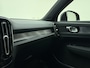 Volvo XC40 Extended Range Plus / Nubuck / Trekhaak / Getint glas / Keyless / Metallic Lak / Stoel + Stuurw. Verwarming / Adapt. Cruise / BLIS / 19" + All Season / PDC + Camera / Draadl. Oplader /