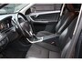 Volvo XC60 2.0 D4 FWD Momentum Xenon/Stoelverwarming/Navigatie/Parkeersensor