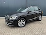 Volkswagen Tiguan 1.4 TSI eHybrid Elegance * Trekhaak * Stoelverwarming * Camera * Keyless *