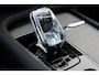 Volvo XC90 T8 AWD Ultra Dark | Verwarmde, Geventileerde en Masserende Voorstoelen | Luchtvering | Panoramisch Schuif-/Kanteldak | Semi-Elektrische Trekhaak | 360º Camera | 4-Zone Climate Control | Gelamineerd en Getint Glas Achter| Bowers & Wilkins |