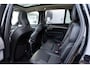 Volvo XC90 T8 AWD Ultra Dark | Verwarmde, Geventileerde en Masserende Voorstoelen | Luchtvering | Panoramisch Schuif-/Kanteldak | Semi-Elektrische Trekhaak | 360º Camera | 4-Zone Climate Control | Gelamineerd en Getint Glas Achter| Bowers & Wilkins |