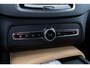 Volvo XC90 T8 Recharge AWD Plus Bright Long Range | Luchtvering | Trekhaak | Head-up Display | Stuur-/stoel/achterbankverwarming | Full LED koplampen