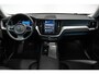 Volvo XC60 T8 Plug-in hybrid AWD Plus Bright | 1ste Eigenaar | Adaptive Cruise Control | Semi-Electrische wegklapbare trekhaak | 360° Parkeercamera | BLIS | Harman Kardon Premium Audio | Parkeerverwarming | Dealeronderhouden