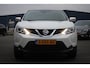 Nissan Qashqai 1.2 Connect Edition Automaat Cruise/Camera/Panodak/Keyless/PDC/Navi/Bluetooth/LED/17"LM/RadioCD.AUX.USB/Trekhaak