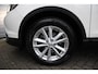 Nissan Qashqai 1.2 Connect Edition Automaat Cruise/Camera/Panodak/Keyless/PDC/Navi/Bluetooth/LED/17"LM/RadioCD.AUX.USB/Trekhaak