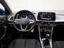 Volkswagen T-Roc 1.0 TSI Life 110 PK | Origineel Nederlands | Navigatie | Adaptive Cruise Control | Digital Cockpit Pro | Achteruitrijcamera | Parkeersensoren Voor & Achter | Privacy Glas