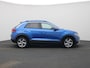 Volkswagen T-Roc 1.0 TSI Life 110 PK | Origineel Nederlands | Navigatie | Adaptive Cruise Control | Digital Cockpit Pro | Achteruitrijcamera | Parkeersensoren Voor & Achter | Privacy Glas