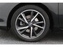 Toyota Auris 1.8 Hybrid Volcano Edition Camera, Navigatie, Keyless, Climate, 17"