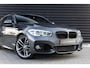 BMW 1-Serie 118i High Executive / PANO / CARPLAY / STOELVERWARMING