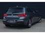 BMW 1-Serie 118i High Executive / PANO / CARPLAY / STOELVERWARMING