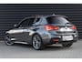 BMW 1-Serie 118i High Executive / PANO / CARPLAY / STOELVERWARMING